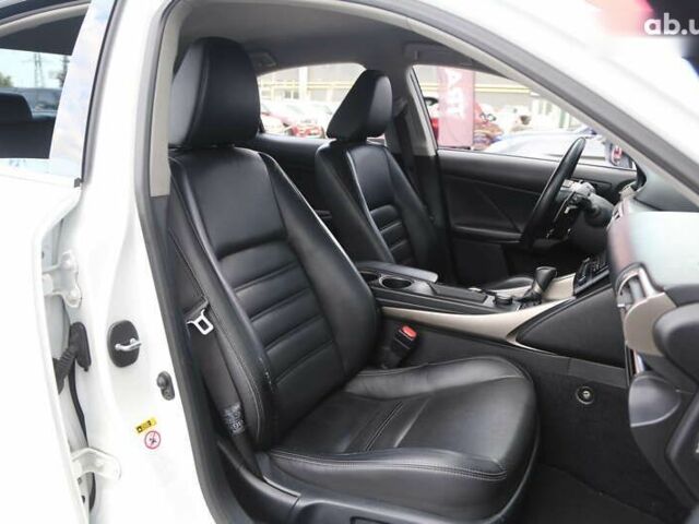 Лексус ИС, объемом двигателя 2.5 л и пробегом 122 тыс. км за 17000 $, фото 11 на Automoto.ua