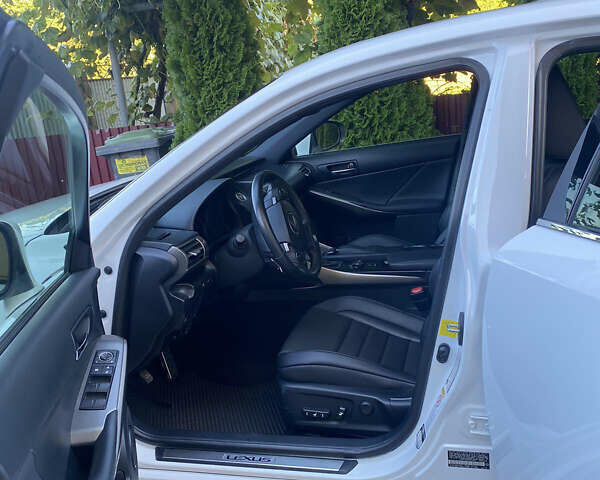 Лексус ИС, объемом двигателя 2.5 л и пробегом 82 тыс. км за 22200 $, фото 5 на Automoto.ua