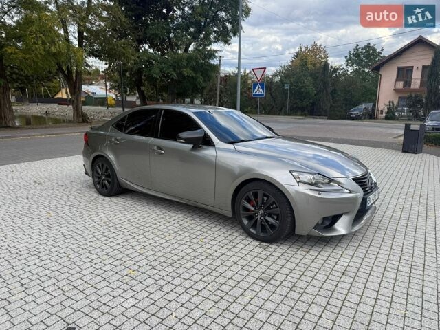 Лексус ІС, об'ємом двигуна 2.49 л та пробігом 194 тис. км за 14700 $, фото 4 на Automoto.ua