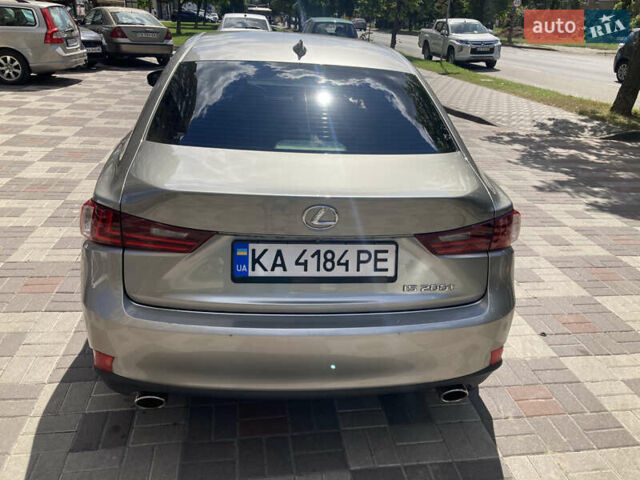 Лексус ИС, объемом двигателя 2 л и пробегом 130 тыс. км за 15500 $, фото 3 на Automoto.ua