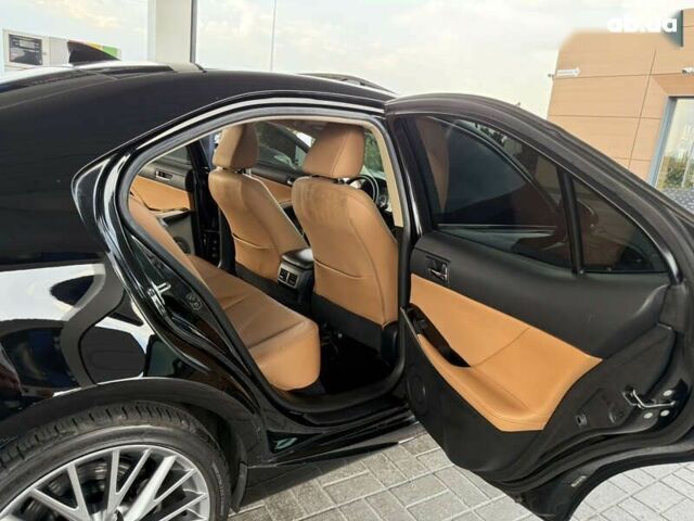 Лексус ІС, об'ємом двигуна 2.5 л та пробігом 175 тис. км за 17999 $, фото 22 на Automoto.ua