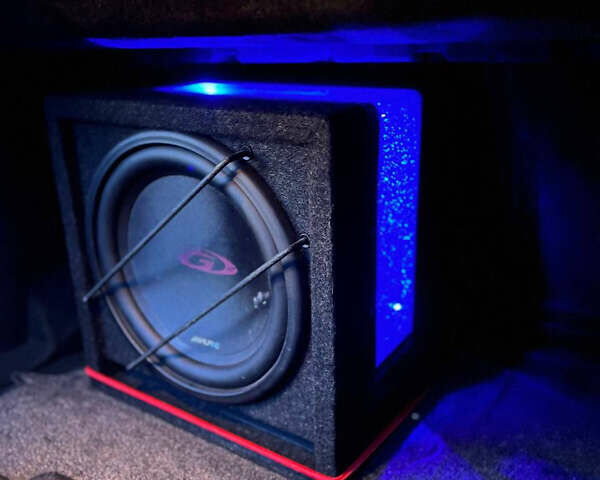 Лексус ИС, объемом двигателя 2 л и пробегом 150 тыс. км за 19000 $, фото 14 на Automoto.ua