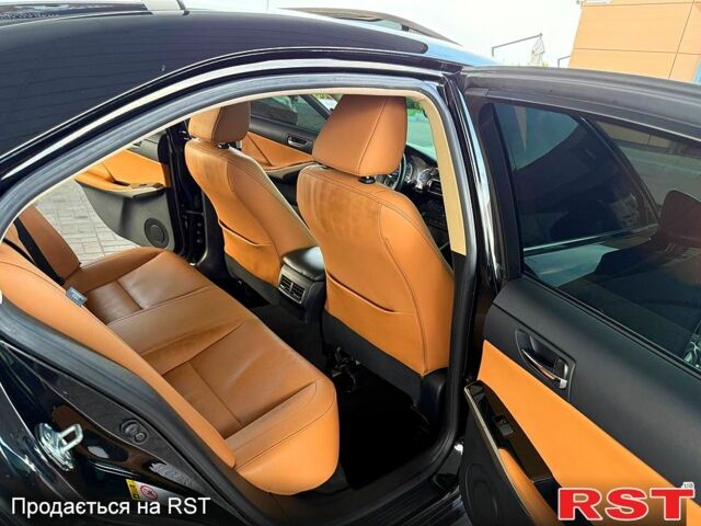 Лексус ИС, объемом двигателя 2.5 л и пробегом 175 тыс. км за 15999 $, фото 7 на Automoto.ua