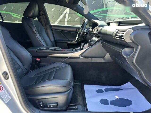 Лексус ИС, объемом двигателя 2.5 л и пробегом 120 тыс. км за 15999 $, фото 7 на Automoto.ua