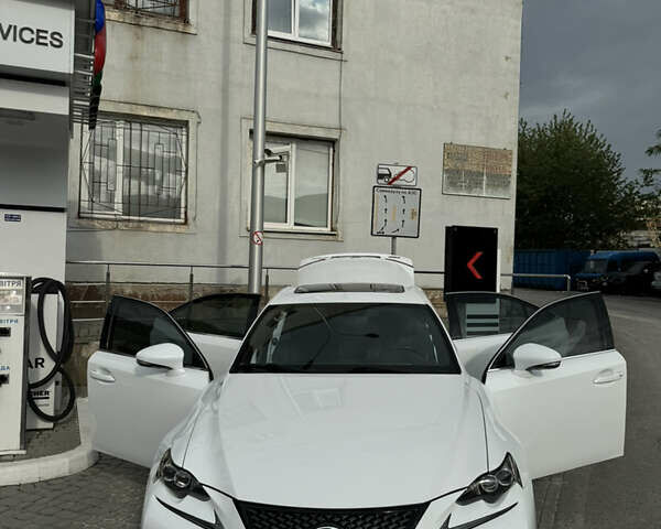 Лексус ИС, объемом двигателя 2 л и пробегом 122 тыс. км за 22900 $, фото 5 на Automoto.ua