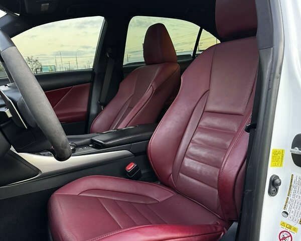 Лексус ИС, объемом двигателя 3.5 л и пробегом 73 тыс. км за 21500 $, фото 16 на Automoto.ua