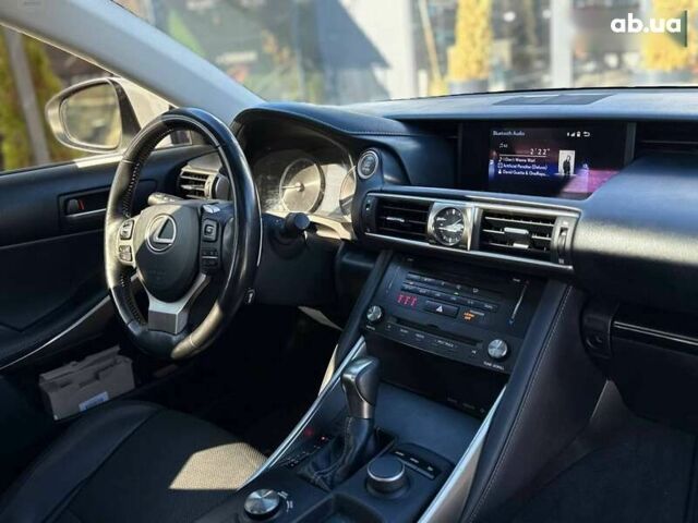 Лексус ИС, объемом двигателя 2 л и пробегом 158 тыс. км за 18999 $, фото 19 на Automoto.ua