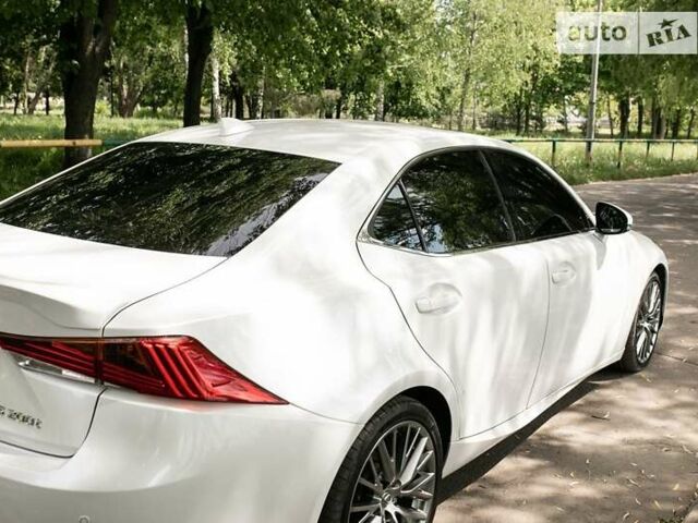 Лексус ІС, об'ємом двигуна 2 л та пробігом 60 тис. км за 19200 $, фото 2 на Automoto.ua