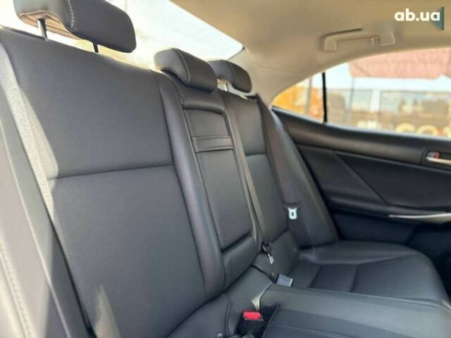 Лексус ИС, объемом двигателя 2 л и пробегом 158 тыс. км за 18999 $, фото 25 на Automoto.ua