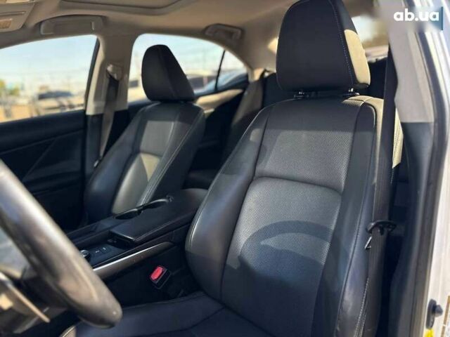 Лексус ИС, объемом двигателя 2 л и пробегом 158 тыс. км за 18999 $, фото 11 на Automoto.ua