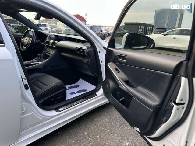 Лексус ИС, объемом двигателя 3.5 л и пробегом 31 тыс. км за 25999 $, фото 21 на Automoto.ua