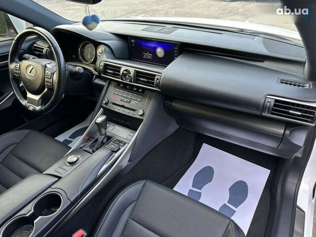 Лексус ИС, объемом двигателя 3.5 л и пробегом 31 тыс. км за 25999 $, фото 24 на Automoto.ua