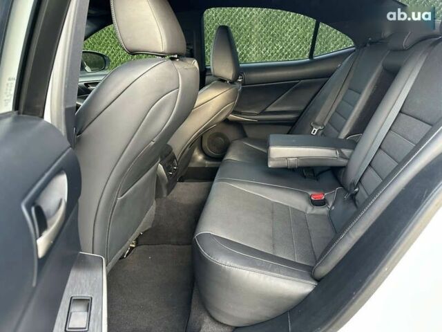 Лексус ИС, объемом двигателя 3.5 л и пробегом 31 тыс. км за 25999 $, фото 18 на Automoto.ua