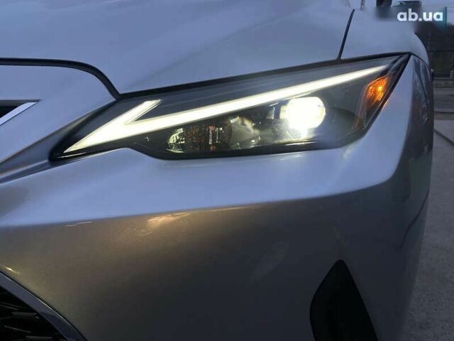 Лексус ИС, объемом двигателя 2 л и пробегом 55 тыс. км за 36999 $, фото 9 на Automoto.ua