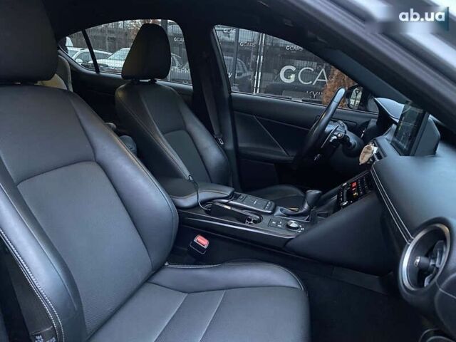 Лексус ИС, объемом двигателя 2 л и пробегом 55 тыс. км за 36999 $, фото 27 на Automoto.ua
