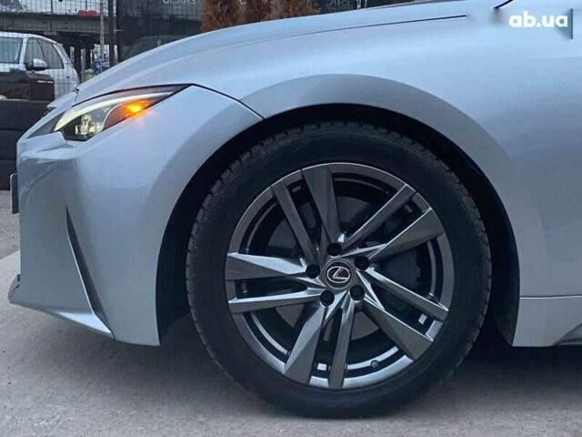 Лексус ИС, объемом двигателя 2 л и пробегом 55 тыс. км за 36999 $, фото 10 на Automoto.ua