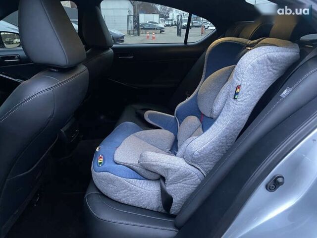Лексус ИС, объемом двигателя 2 л и пробегом 55 тыс. км за 36999 $, фото 24 на Automoto.ua