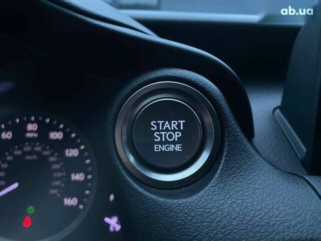 Лексус ИС, объемом двигателя 2 л и пробегом 55 тыс. км за 36999 $, фото 16 на Automoto.ua