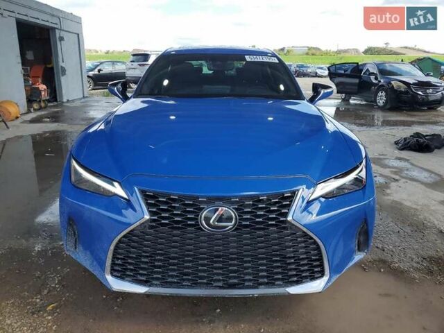 Лексус ІС 2023 у Львові на Automoto.ua Лексус ІС, об'ємом двигуна 2 л та пробігом 27 тис. км за 13000 $, фото 4 на Automoto.ua