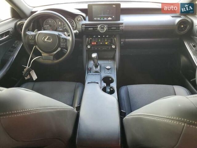 Лексус ІС 2023 у Львові на Automoto.ua Лексус ІС, об'ємом двигуна 2 л та пробігом 27 тис. км за 13000 $, фото 7 на Automoto.ua