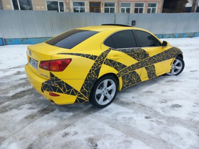 Желтый Лексус ИС, объемом двигателя 0 л и пробегом 175 тыс. км за 6500 $, фото 4 на Automoto.ua
