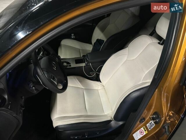 Жовтий Лексус ІС, об'ємом двигуна 4.97 л та пробігом 122 тис. км за 21500 $, фото 9 на Automoto.ua