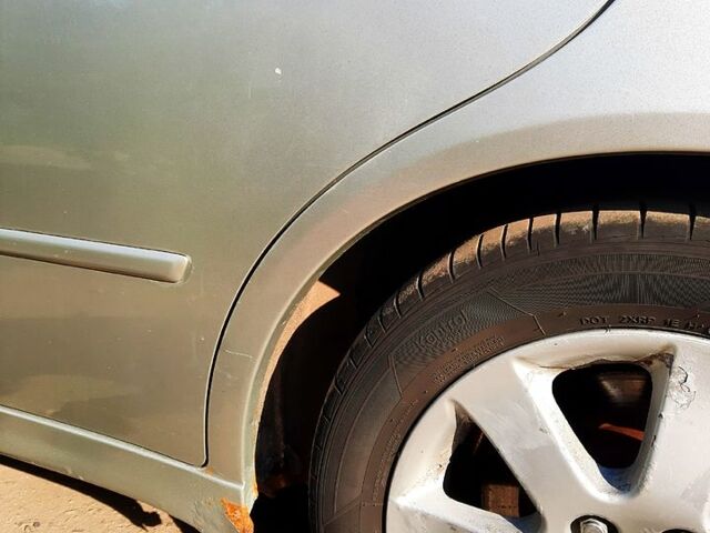 Сірий Лексус ІС, об'ємом двигуна 2 л та пробігом 345 тис. км за 4800 $, фото 9 на Automoto.ua