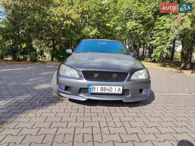 Сірий Лексус ІС, об'ємом двигуна 1.99 л та пробігом 460 тис. км за 5100 $, фото 1 на Automoto.ua