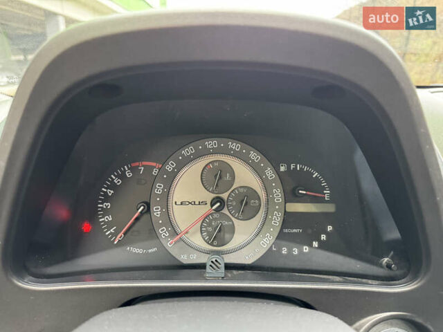 Серый Лексус ИС, объемом двигателя 2 л и пробегом 290 тыс. км за 4500 $, фото 7 на Automoto.ua