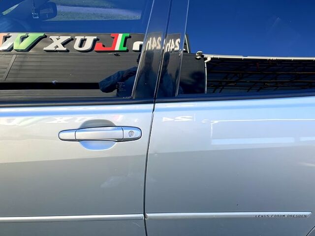 Сірий Лексус ІС, об'ємом двигуна 2 л та пробігом 420 тис. км за 5800 $, фото 4 на Automoto.ua