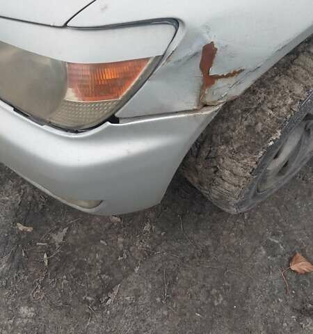 Сірий Лексус ІС, об'ємом двигуна 1.99 л та пробігом 267 тис. км за 3800 $, фото 3 на Automoto.ua