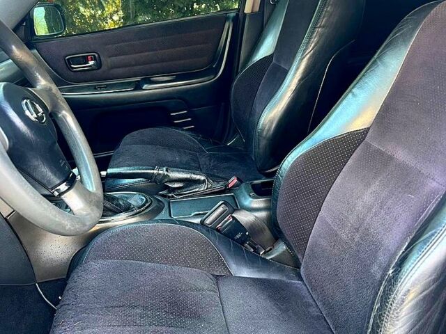 Сірий Лексус ІС, об'ємом двигуна 2 л та пробігом 145 тис. км за 4999 $, фото 8 на Automoto.ua