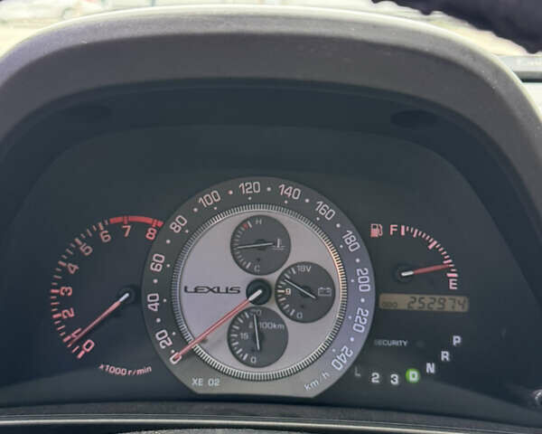 Сірий Лексус ІС, об'ємом двигуна 2 л та пробігом 256 тис. км за 3000 $, фото 7 на Automoto.ua