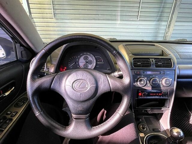Сірий Лексус ІС, об'ємом двигуна 2 л та пробігом 433 тис. км за 4999 $, фото 6 на Automoto.ua