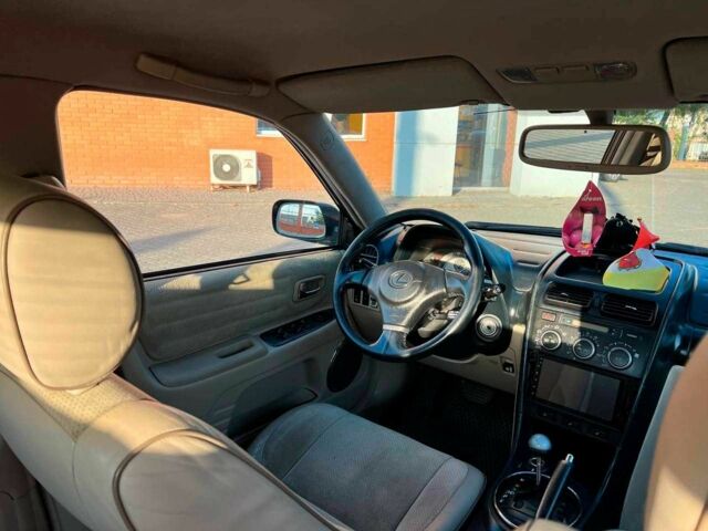 Сірий Лексус ІС, об'ємом двигуна 2 л та пробігом 199 тис. км за 6324 $, фото 18 на Automoto.ua