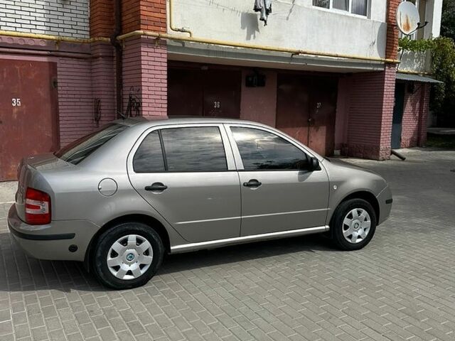 Серый Лексус ИС, объемом двигателя 0 л и пробегом 1 тыс. км за 2004 $, фото 1 на Automoto.ua