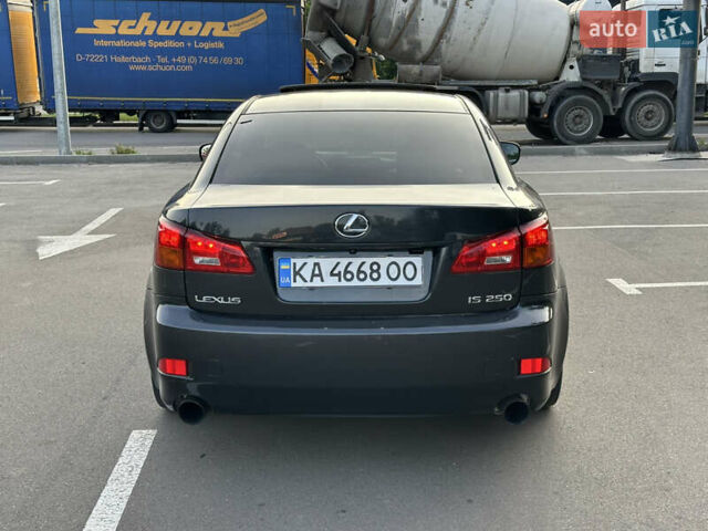 Сірий Лексус ІС, об'ємом двигуна 2.5 л та пробігом 280 тис. км за 6900 $, фото 5 на Automoto.ua