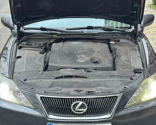 Серый Лексус ИС, объемом двигателя 2.5 л и пробегом 280 тыс. км за 6999 $, фото 19 на Automoto.ua