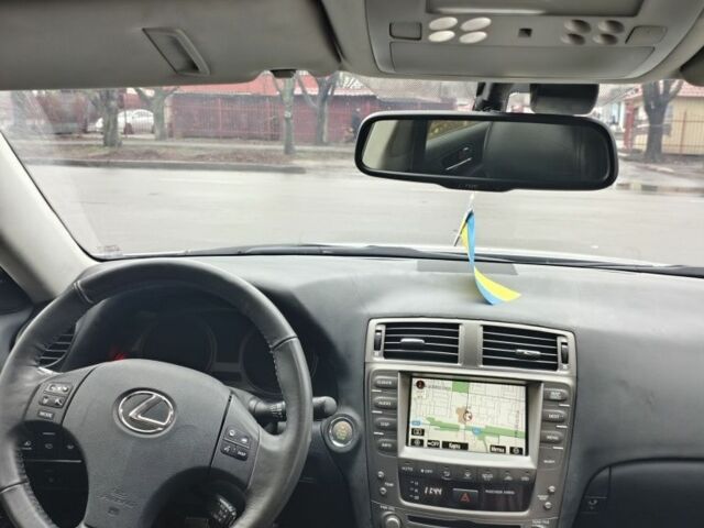 Серый Лексус ИС, объемом двигателя 2.2 л и пробегом 366 тыс. км за 6500 $, фото 9 на Automoto.ua