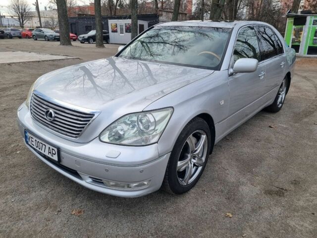 Серый Лексус ИС, объемом двигателя 4.3 л и пробегом 259 тыс. км за 6700 $, фото 6 на Automoto.ua