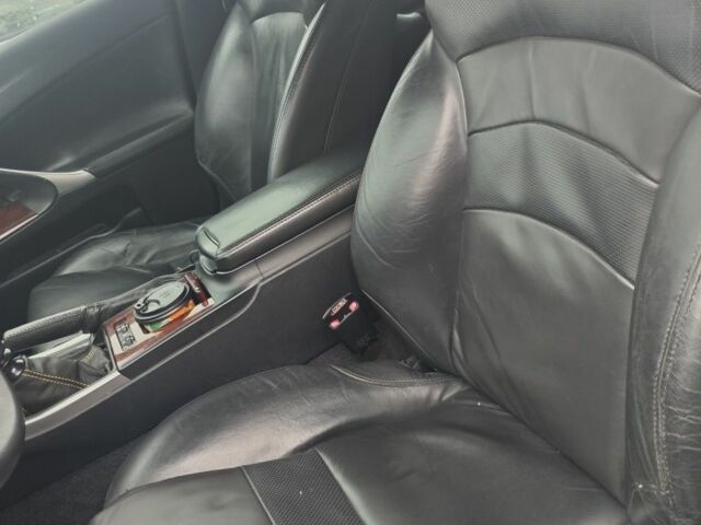 Серый Лексус ИС, объемом двигателя 2.2 л и пробегом 366 тыс. км за 6500 $, фото 6 на Automoto.ua