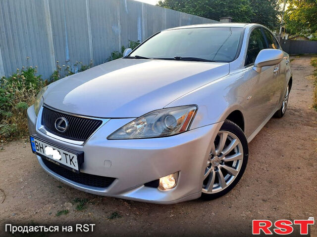 Серый Лексус ИС, объемом двигателя 2.2 л и пробегом 268 тыс. км за 7299 $, фото 1 на Automoto.ua