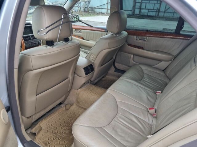 Серый Лексус ИС, объемом двигателя 4.3 л и пробегом 259 тыс. км за 6700 $, фото 11 на Automoto.ua