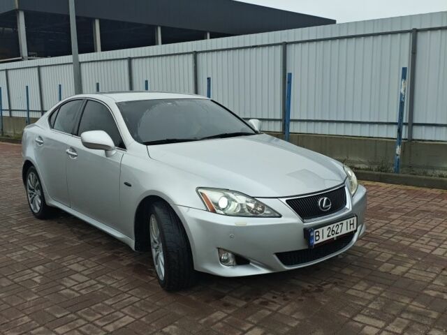 Серый Лексус ИС, объемом двигателя 2.2 л и пробегом 366 тыс. км за 6500 $, фото 2 на Automoto.ua