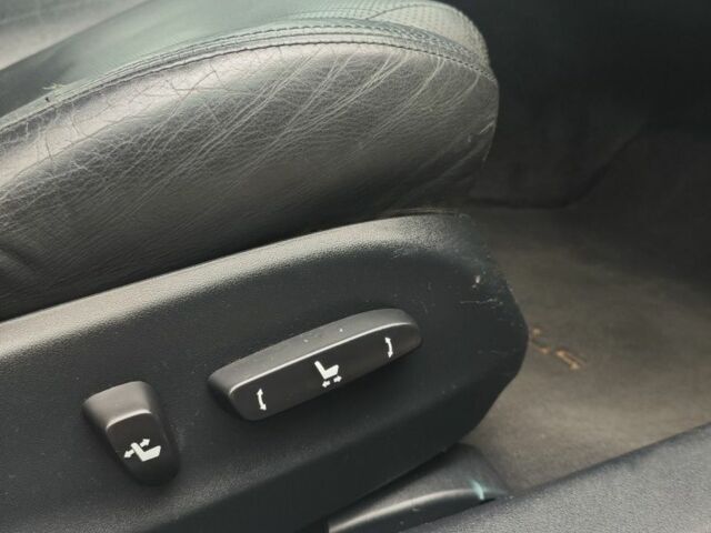 Серый Лексус ИС, объемом двигателя 2.2 л и пробегом 366 тыс. км за 6500 $, фото 10 на Automoto.ua