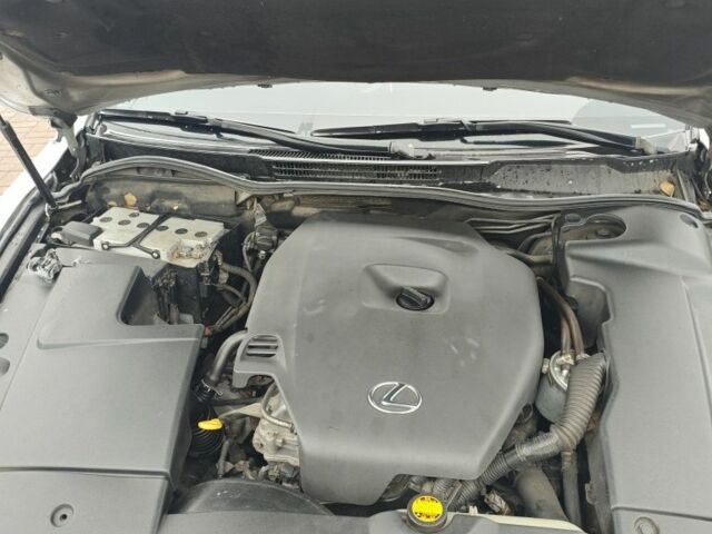 Серый Лексус ИС, объемом двигателя 2.2 л и пробегом 366 тыс. км за 6500 $, фото 13 на Automoto.ua