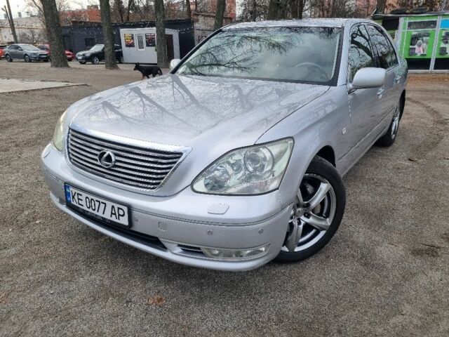 Серый Лексус ИС, объемом двигателя 4.3 л и пробегом 259 тыс. км за 6700 $, фото 5 на Automoto.ua