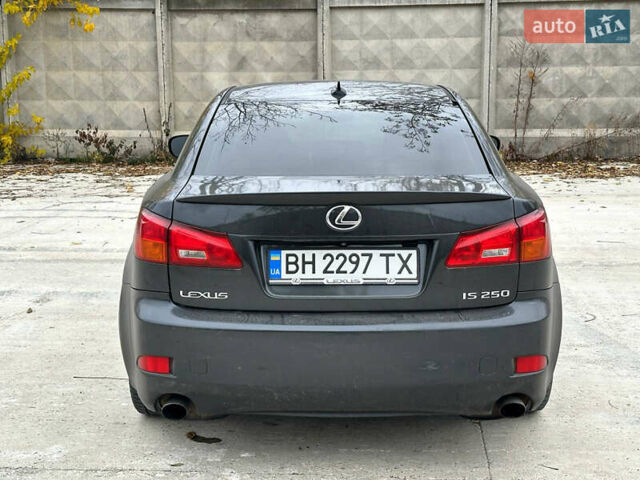 Серый Лексус ИС, объемом двигателя 2.5 л и пробегом 199 тыс. км за 7700 $, фото 3 на Automoto.ua