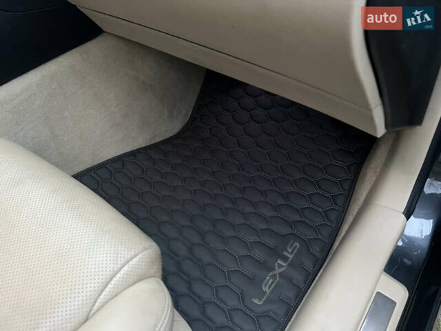 Серый Лексус ИС, объемом двигателя 2.5 л и пробегом 165 тыс. км за 9499 $, фото 26 на Automoto.ua