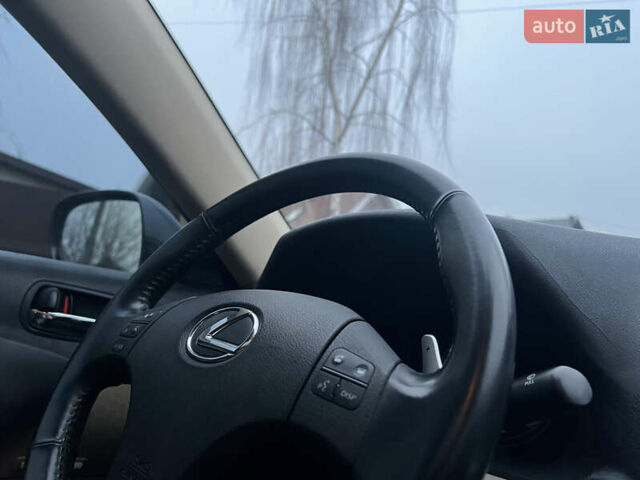 Серый Лексус ИС, объемом двигателя 2.5 л и пробегом 165 тыс. км за 9499 $, фото 36 на Automoto.ua